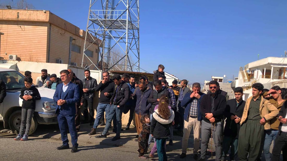 نوێنەری مامۆستا و فەرمانبەرانی پێنجوێن: فشار بکرێ خۆپیشاندان دەکەین