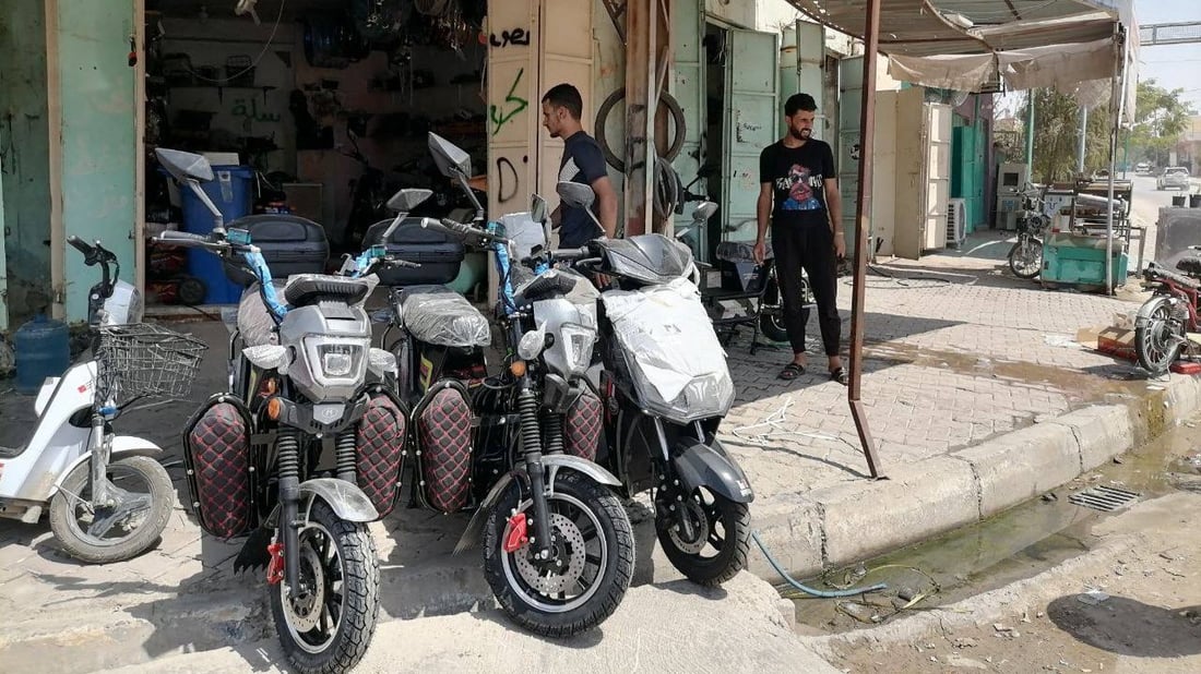 الأنبار تتجه إلى دراجات الشحن وتترك “الماطورات” رغم “تنزيلات” الحكومة على الرسوم