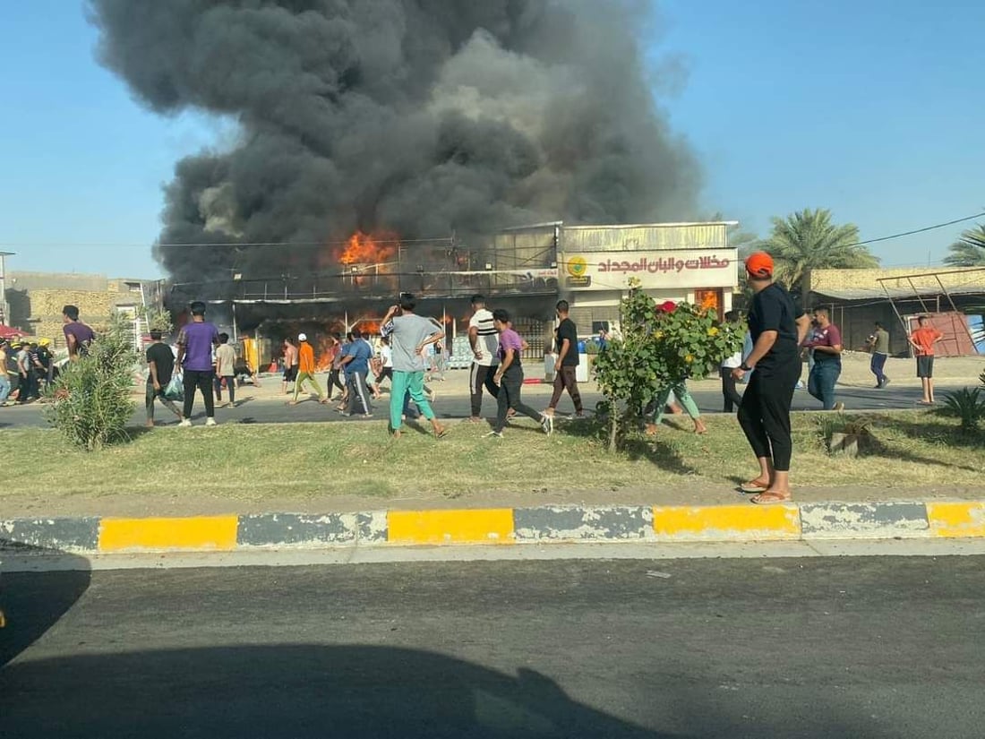 صور: النيران تلتهم سوقاً شعبياً قرب المدينة الأثرية في بابل
