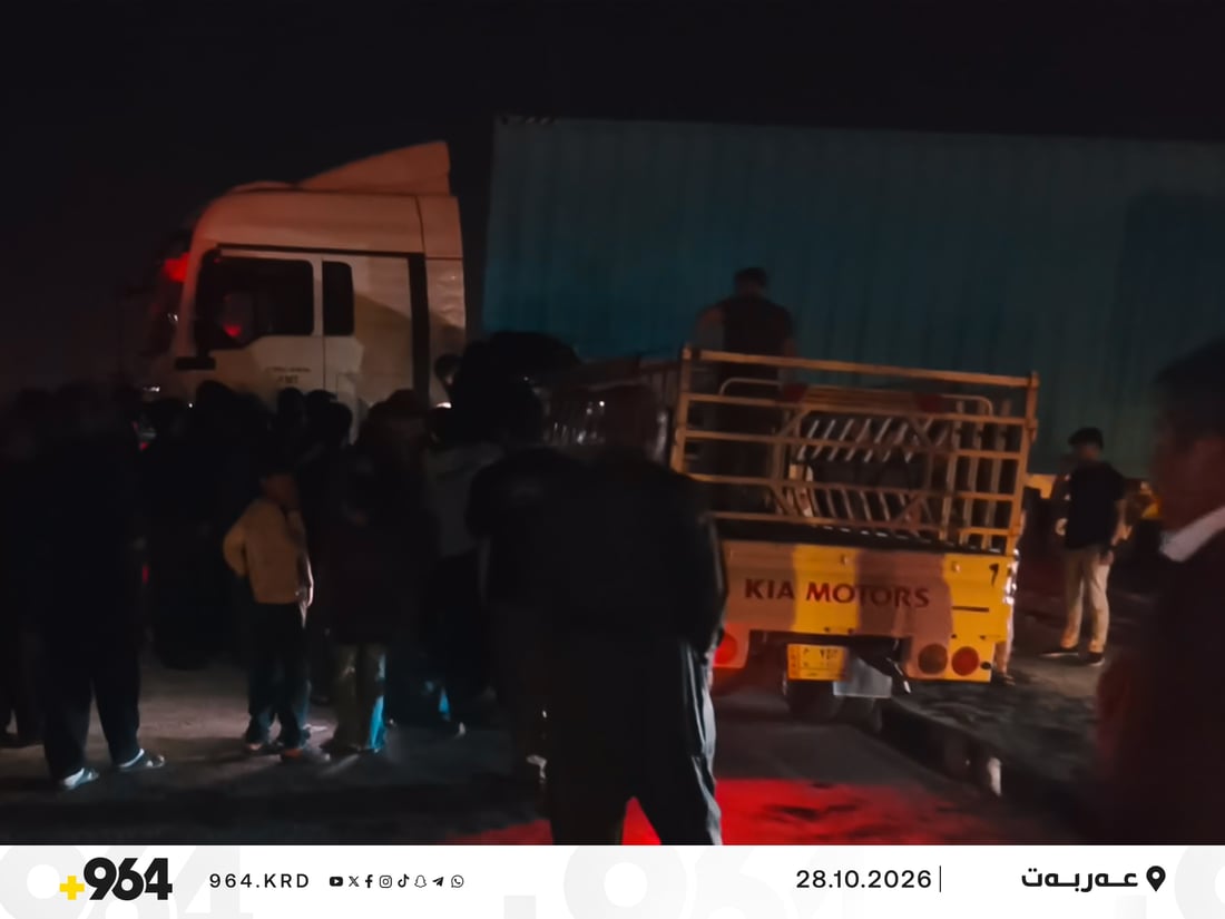 کیایەکی دوو تەنی چووەژێر بارهەڵگرێكی ئێرانی و سێ کەس برینداربوون
