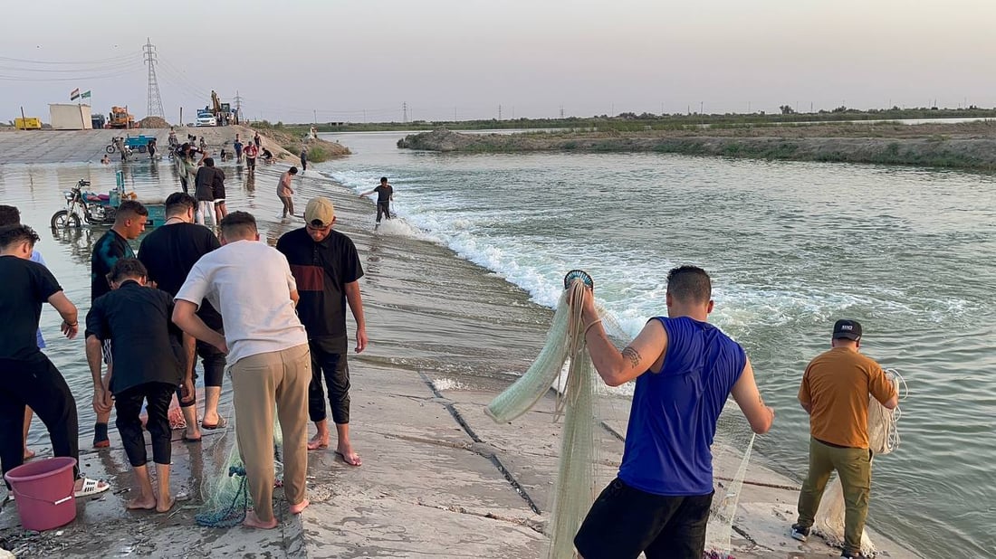 فيديو: شلال البصرة العجيب.. دجلة ينزلق عكسياً نحو الفرات وازدحم بـ”السواح”