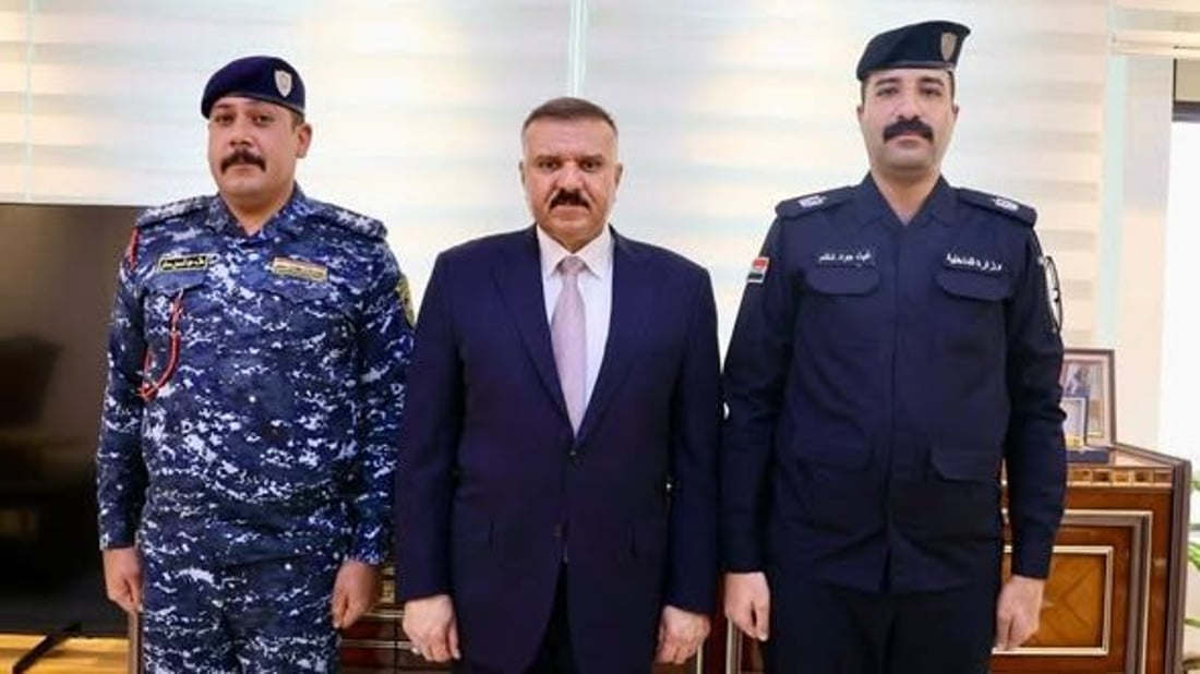 تكريم رائد فاز على العرب بمسابقة الرواية وملازم أول تميز بفعالية تدريبية