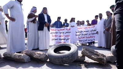 فيديو: عشيرة “البو مرجان” جزعت من الصبر.. نصبوا الخيم وأعلنوا الاعتصام في الديوانية