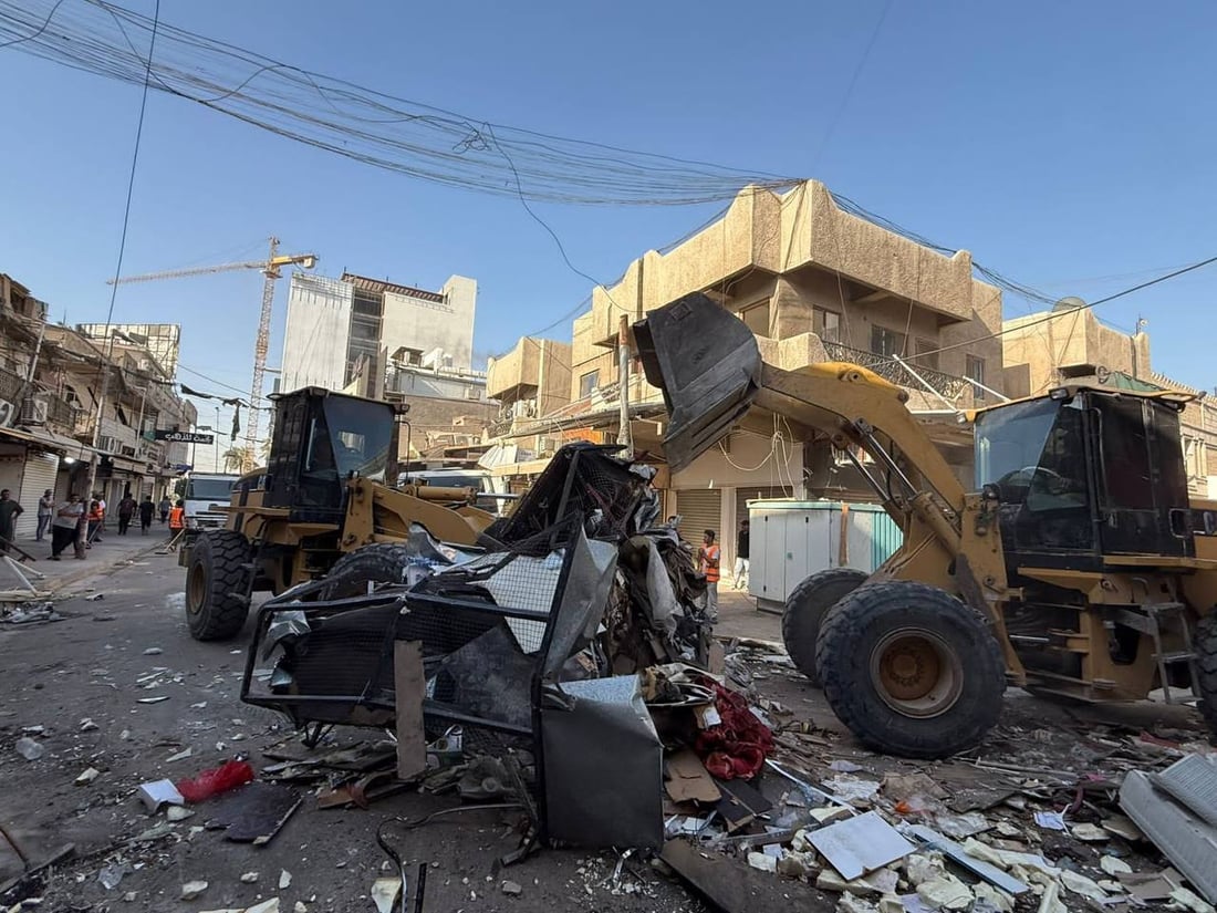 صور: بلدية المنصور تزيل 100 كشك متجاوز في سوق سهام العبيدي لمنع الكوارث وفتح الطرق