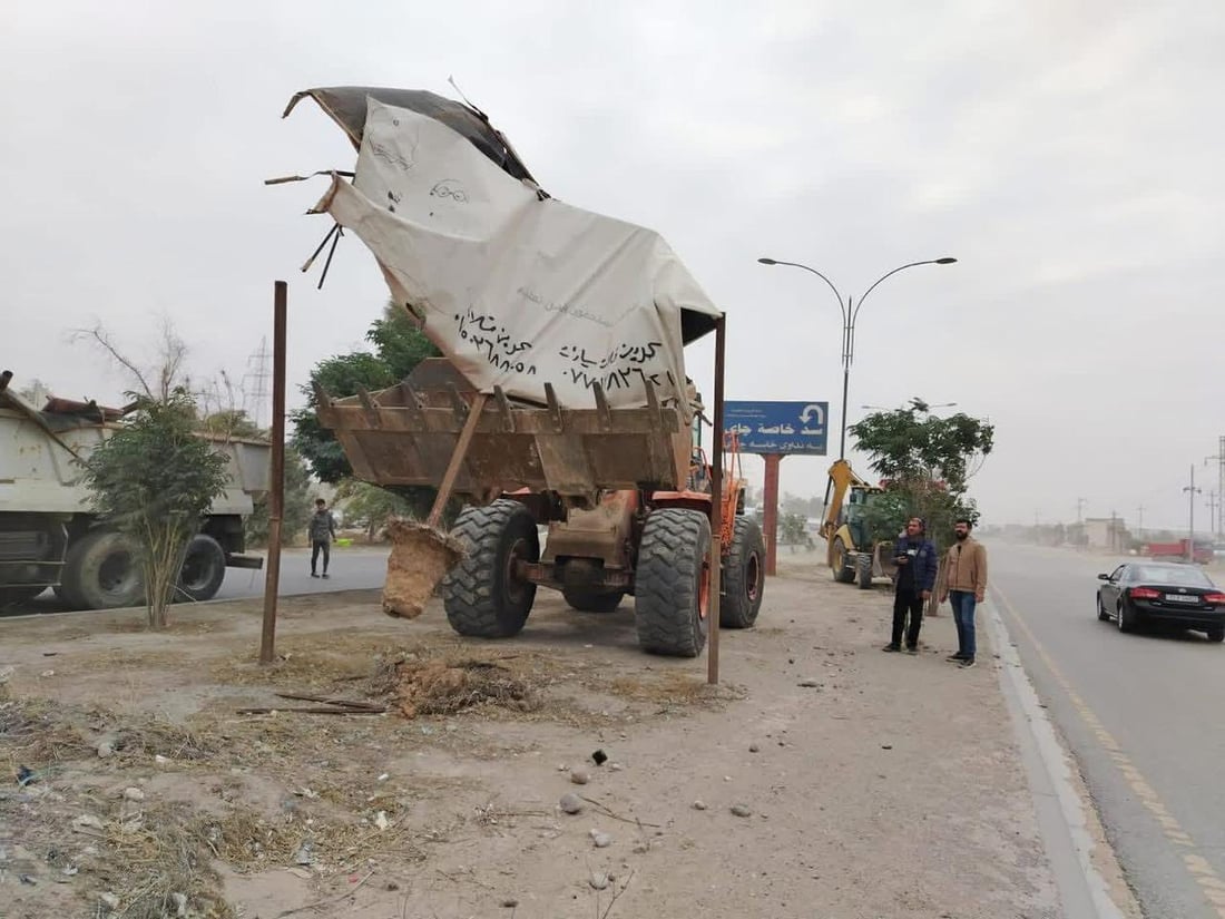 تابلۆی ریکلام و دروشم و ئاڵای حزبەکان لە شەقامەکانی کەرکوک لادەبرێن