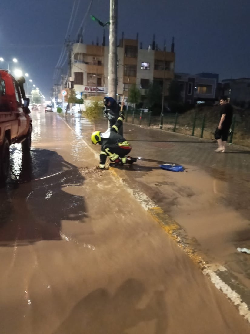 لە زاخۆ لافاو زیانی بە ژمارەیەک ئۆتۆمبێل و خانوو گەیاند