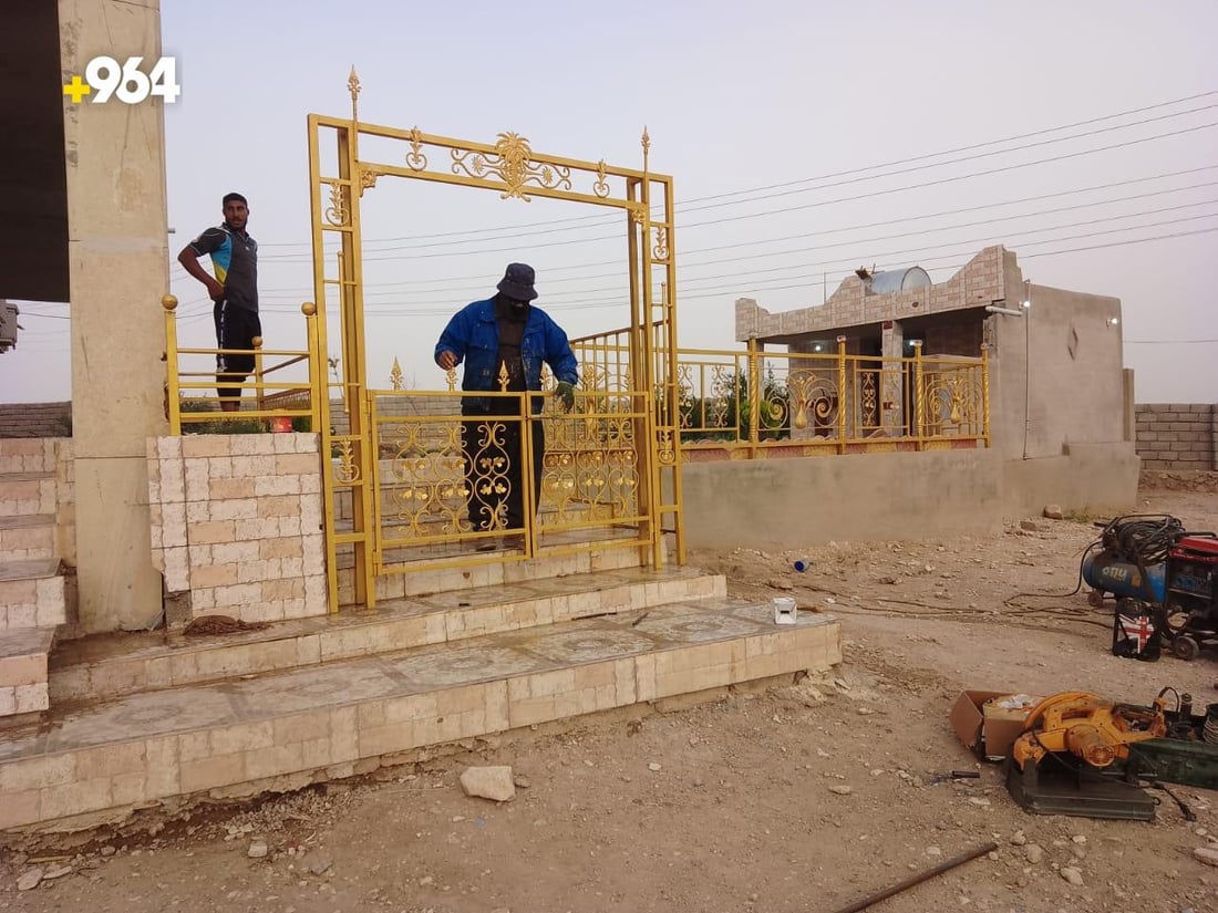 صور: “سعد” عاد إلى ربيعة بصنعة المناقل والسيوف وشهرته بلغت الخليج