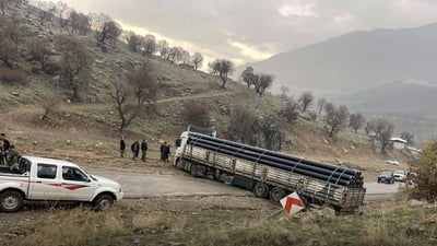 تڕێلەیەکی تورکی لە “گەلی ئەشکەفتێ” لایدا و رێگاکەی گرت