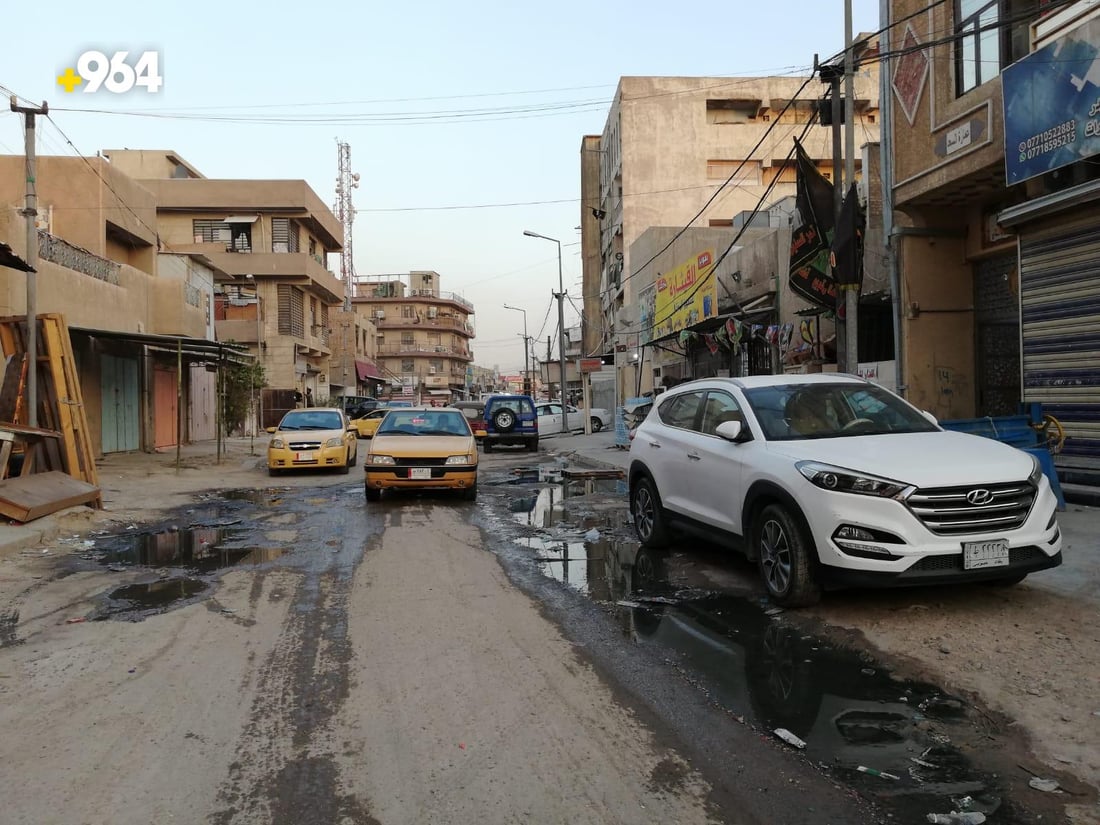 صور لا تسرّ أحداً من شرق العاصمة.. انسداد مجاري الغدير يكمل عامه الأول!