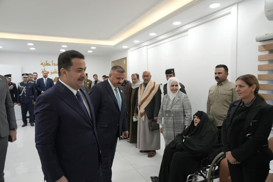 Al-Sudani meets with families of police martyrs from the Ministry of Interior