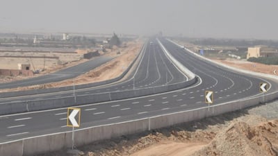 طريق التنمية.. تفاصيل الاجتماع الفني الخامس من وزير النقل ومدير الموانئ