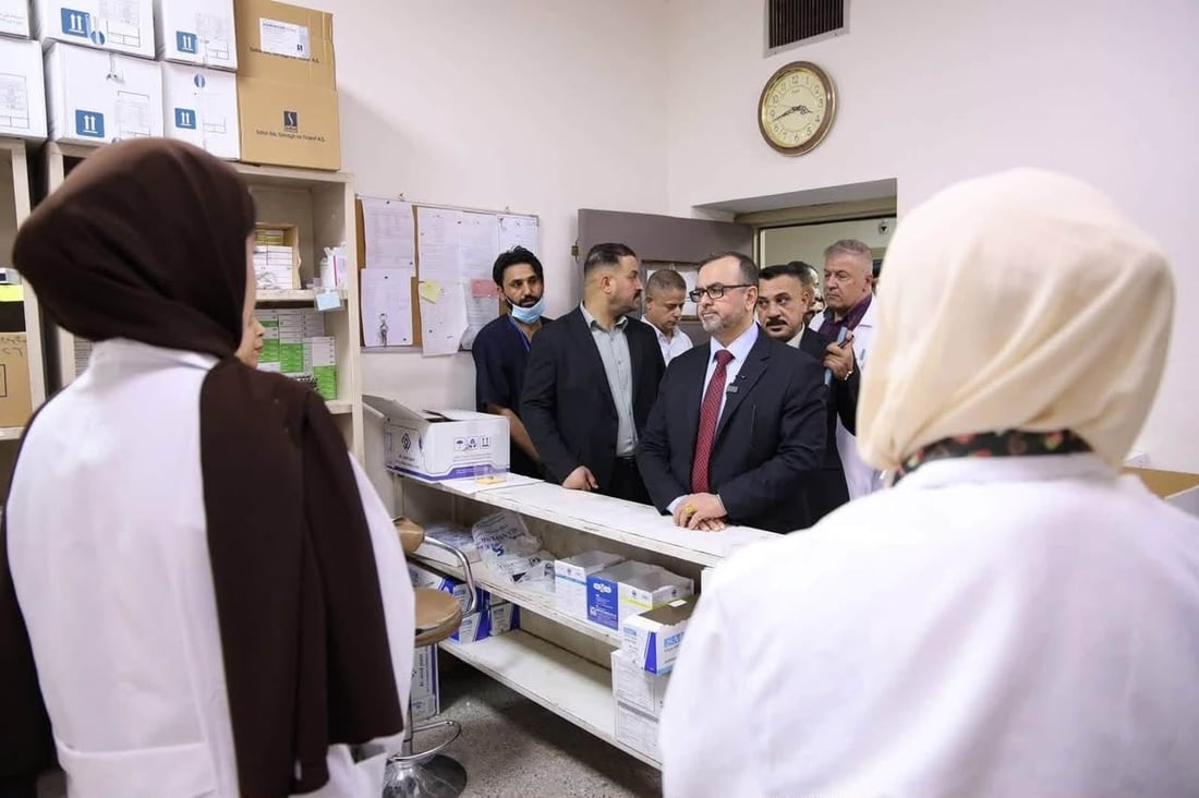 وزير الصحة يوجه بتدقيق أدوية المستشفيات ومحاسبة المقصرين في التوريد