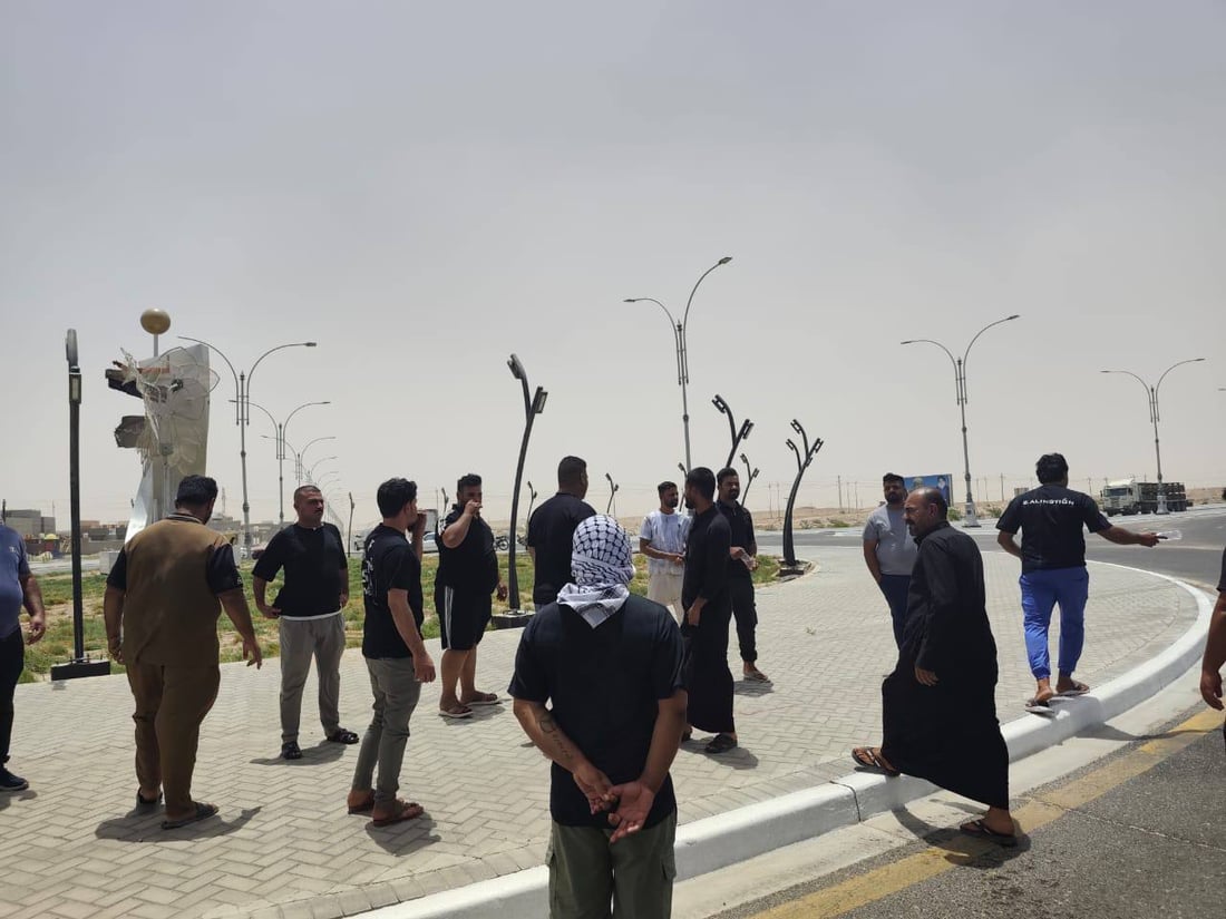 أم قصر تمنع دخول الشاحنات المحملة إلى المدينة حفاظاً على البنى التحتية (صور)
