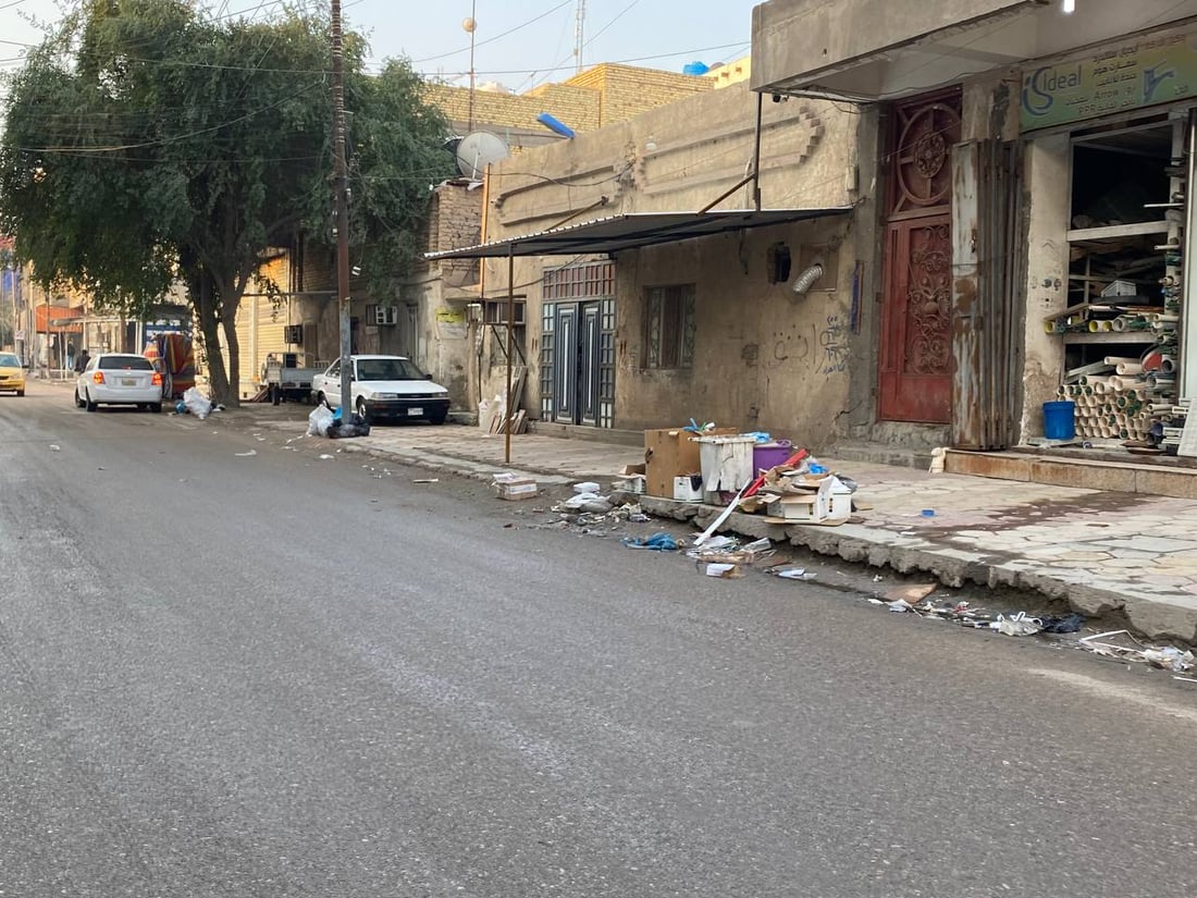 شوارع الناصرية تغرق بالنفايات إثر إضراب 1000 عامل نظافة (صور)