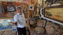 متحف “يسخر قليلاً” من مشاهير فيسبوك.. “حبل طويل” أدهشهم داخل الكاسيت وحزام الجنود