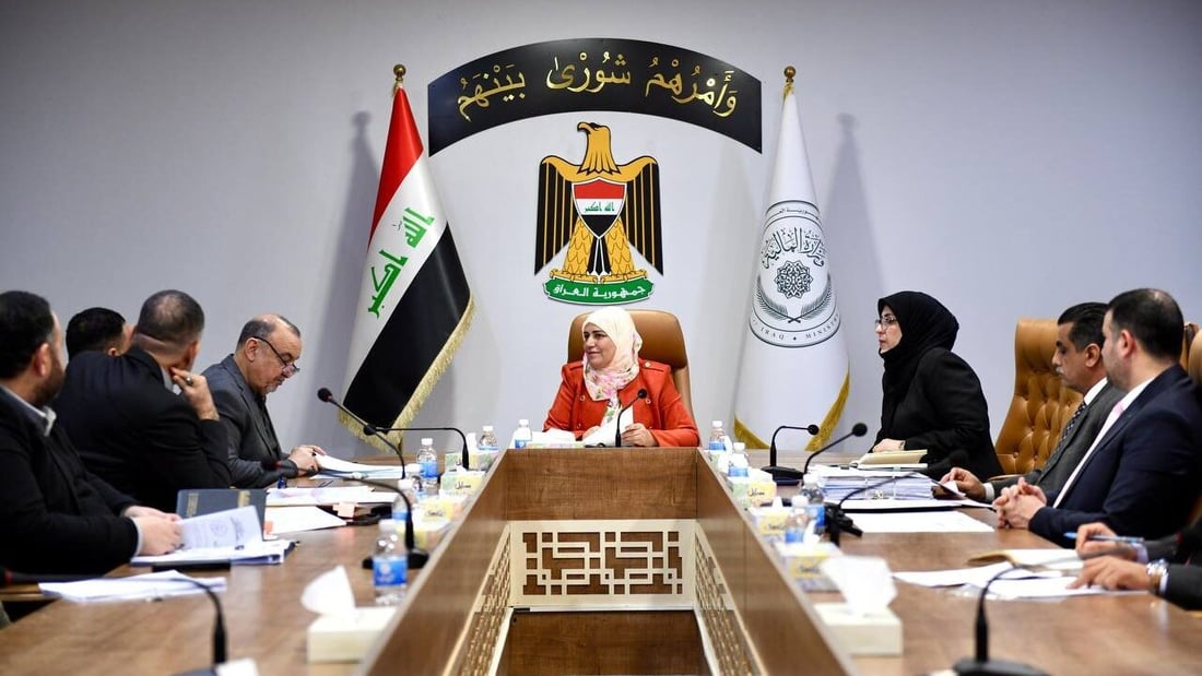 المالية تتحرك لتسوية الحسابات العالقة بين النفط والكهرباء