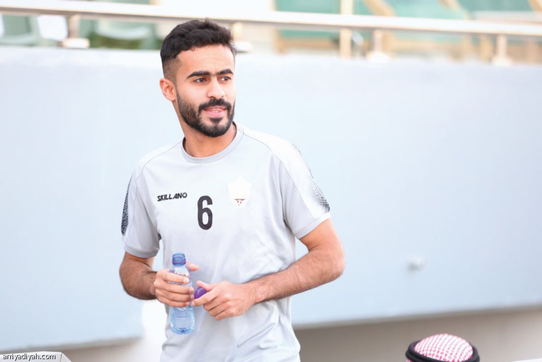 “ناكرێت یاری لە کاتی نوێژدا بێت “