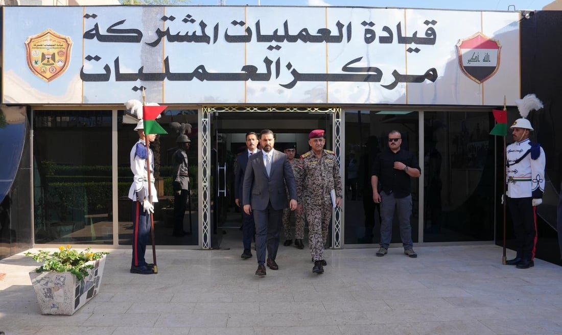 أول تحرك من الزيدي بصفة القائد العام للقوات المسلحة: اجتماع في مقر العمليات