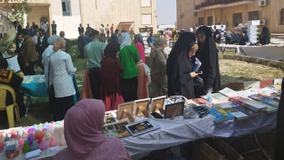 فيديو: غناء وقراءة ومأكولات بابلية في أول مهرجان تسويقي تشهده الجامعة
