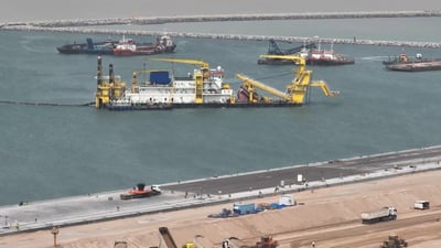 مشاهد ينتظرها كل العراقيين: ميناء الفاو اكتمل وبقي رصيف واحد لاحتفال أكتوبر الكبير