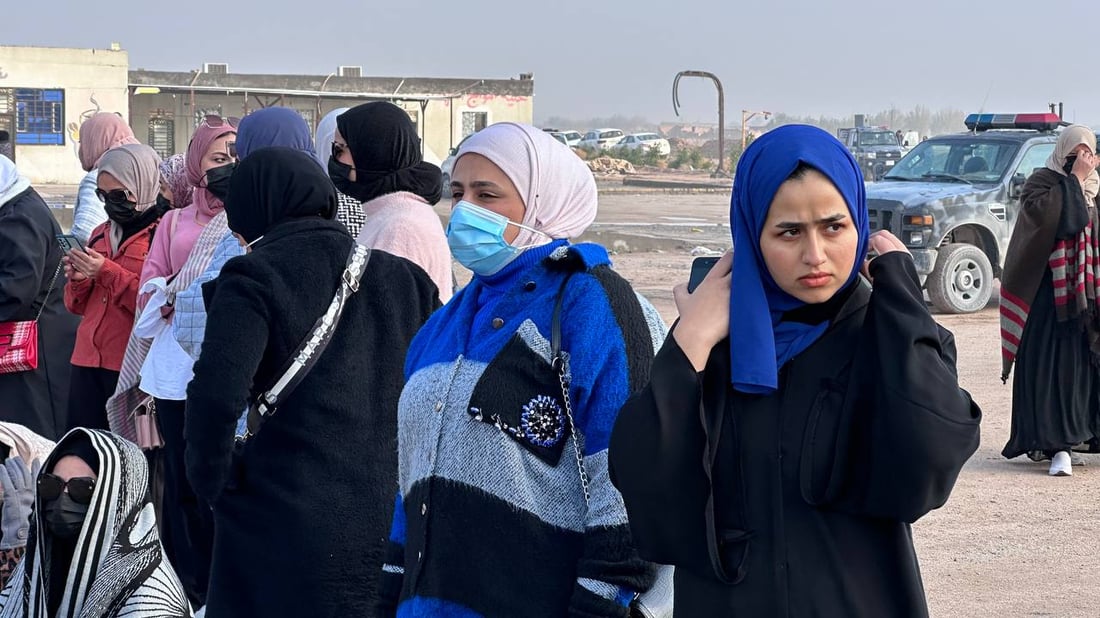 بنات هندسة النفط يذكّرون الوزير بوعد التعيين.. صور من تظاهرة غاز الجنوب بالبصرة