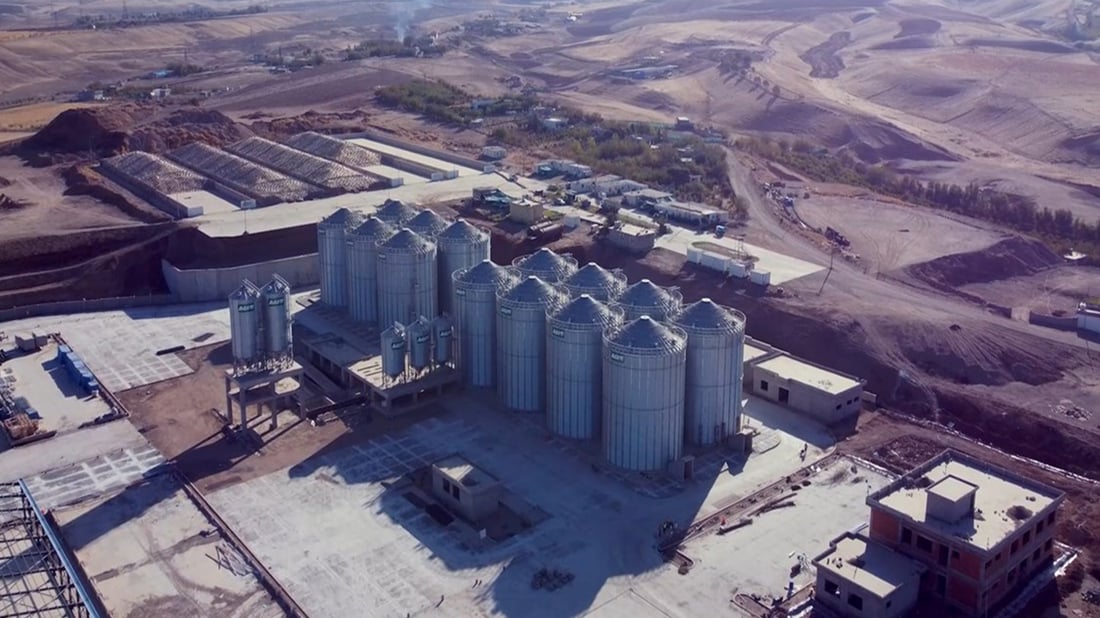 کارەکانی سایلۆی هەڵەبجە رووەو کۆتاییە و گەنم وەردەگرێ