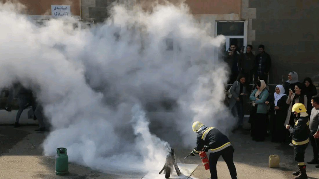 خوێندکاران فێری کۆنتڕۆڵکردنی ئاگرکەوتنەوە دەکرێن