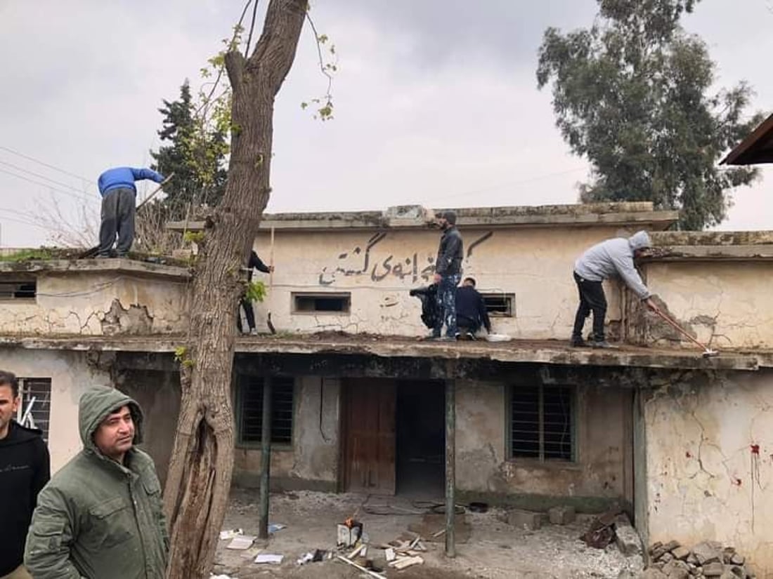 هونەرمەندانی چەمچەماڵ کەلاوەیەک بۆ كارى هونه‌رى پاكده‌كه‌نه‌وه‌