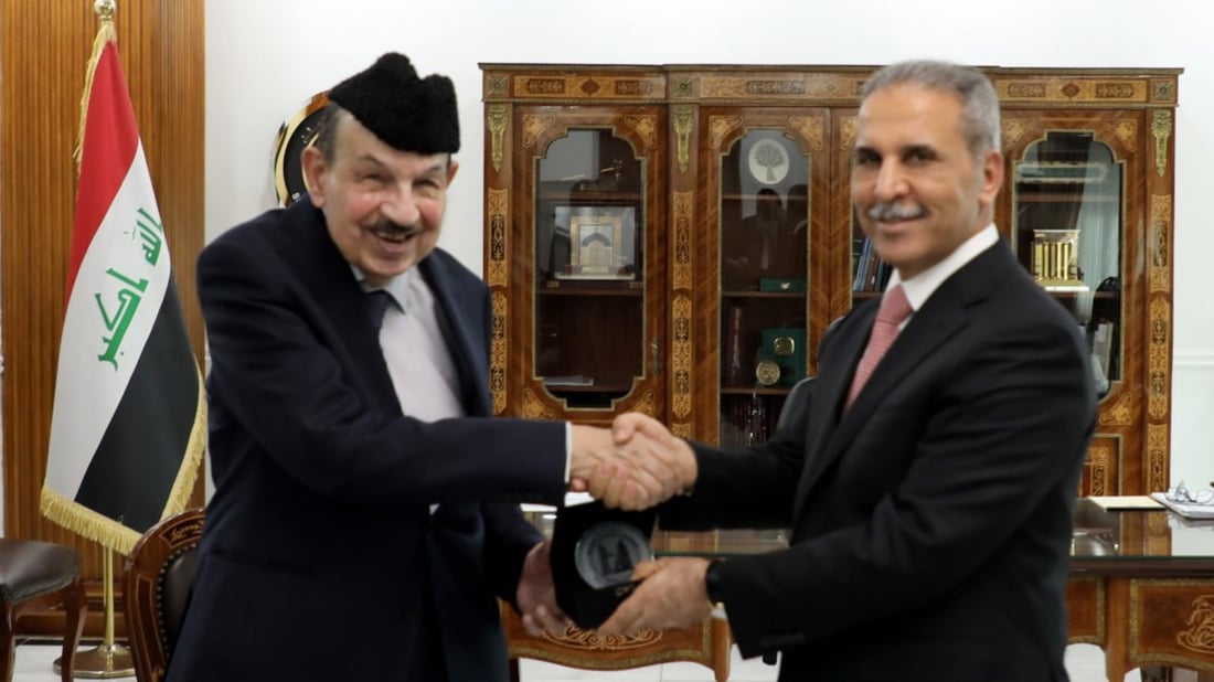 صور: فائق زيدان يكرم وزير العدل في نظام صدام حسين