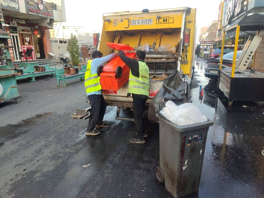 ژینگەپارێزە ماندوونەناسەکانی پایتەخت ئیسکانیان پوخت و خاوێن کردەوە