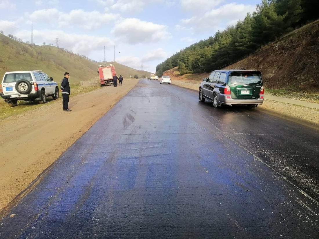 لە هەورازە سەختەکەی پێنجوێن رۆن رژاوە