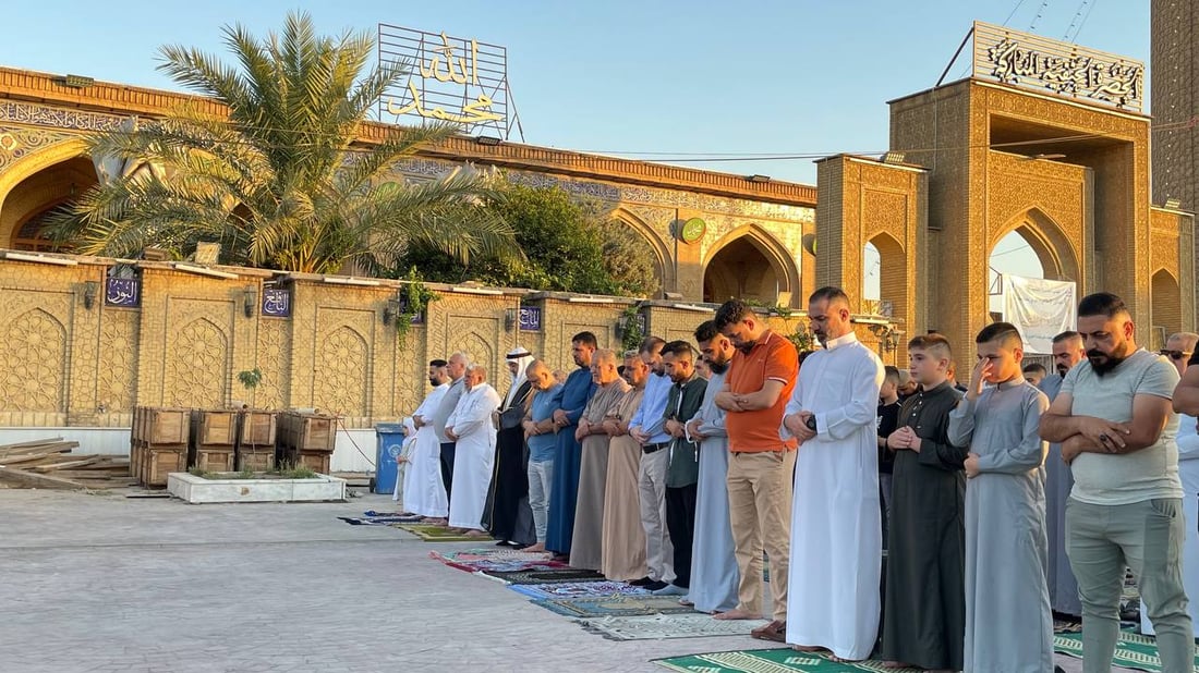 صور: حشود في أبو حنيفة لأداء صلاة العيد.. الطه يدعو لنصرة غزة