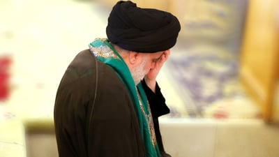 الصدر يطرد مجموعة أشخاص من البنيان المرصوص لمخالفتهم الضوابط