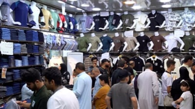 Eid shopping slows in Ramadi as economic strain, online retail reshape market