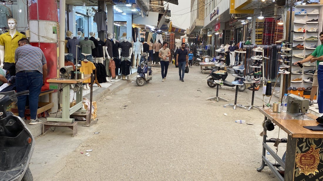 الناصرية: بسطات الجمهورية والروضة تقطع الطريق على سوق الخياطين.. تقصير “ع الطاير”