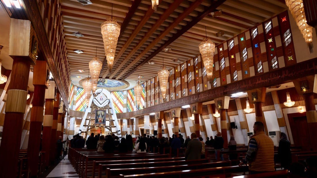 صور: قاسم الأعرجي يشارك في مراسم عزاء والد وزيرة الهجرة