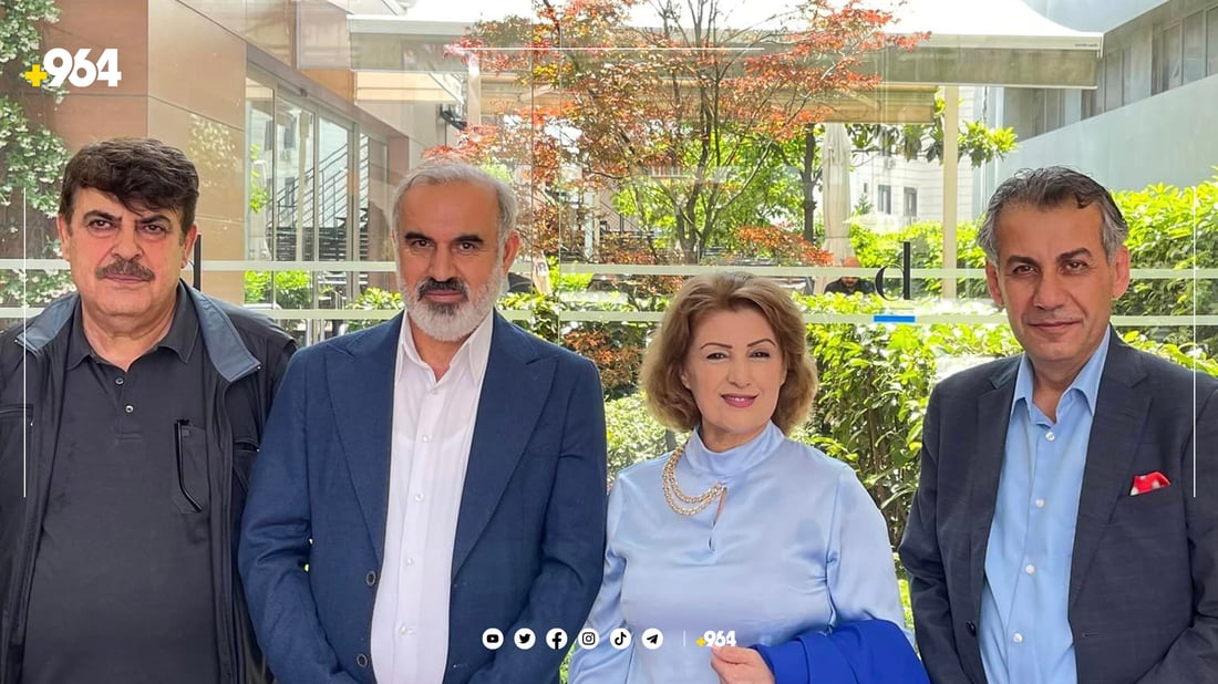 رۆستەم ئاغالە تابلۆکانی بردە ئیستەنبوڵ