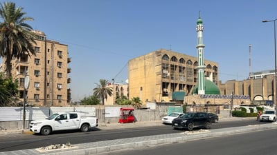 أين نركن سياراتنا؟.. إغلاق كراجين قرب مول “بابلون” يخرجه من قائمة البغداديين