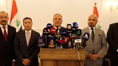 أغلب النواب “مطيرجية”.. أبو مازن يفتح النار على السياسيين ويتوعد بكشف ملفات خطيرة