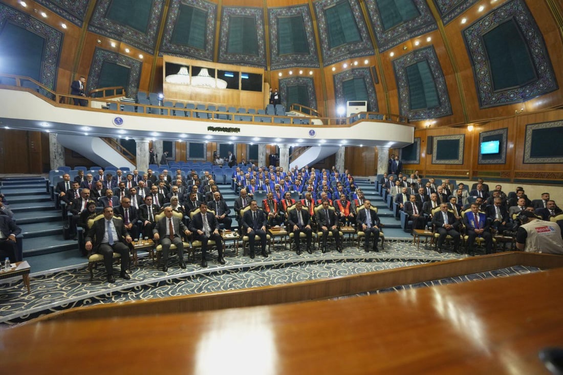 صور من القاعة الفخمة: السوداني يخاطب 48 “قائداً” وينتظر منهم تغيير المعادلة