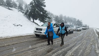 “رێگاکان کراوەن بەڵام تا بۆتان دەکرێ مەچنە دەرەوەی شار”