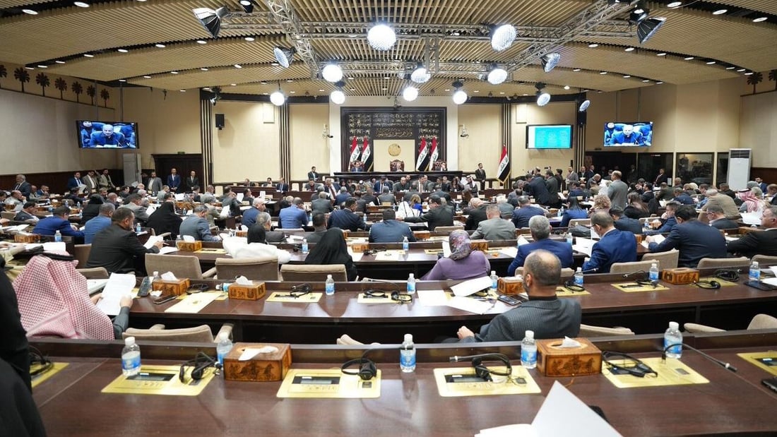 البرلمان يفتتح جلسته.. وبدر الفحل يؤدي اليمين نائباً