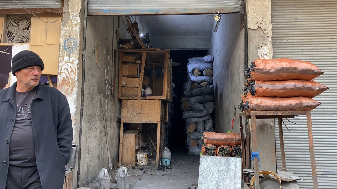 فحم ديالى المستخرج من جذوع البرتقال يهيمن على أسواق الناصرية