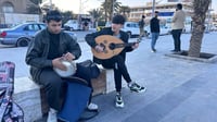فيديو: الأخوان لطفي نقطة دالة على كورنيش البصرة: نغني ل...