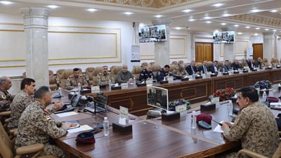 ممنوع استهداف أي دولة وإنهاء المظاهر المسلحة.. اجتماع الجيش واستخبارات الحشد