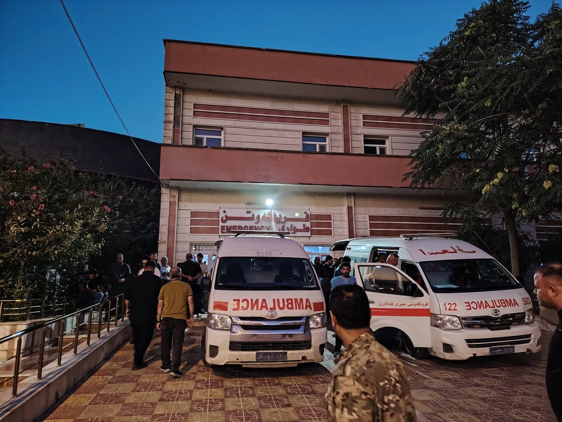 لە قەڵادزێ ئۆتۆمبێلێک وەرگەڕا و دوو کەس گیانیان لەدەستدا