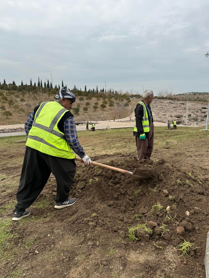 تراکتۆر و عارەبانەکەی پارکی هەواری شار کرایە سیمبول