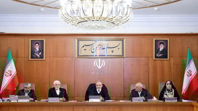 ئێران بڕیاریدا؛ پارە بۆ کارگە زیانلێکەوتووەکان خەرج دەکات