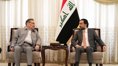 الحلبوسي لشمخاني: عودة العلاقات مع الرياض سيسهم بترسيخ الأمن في المنطقة