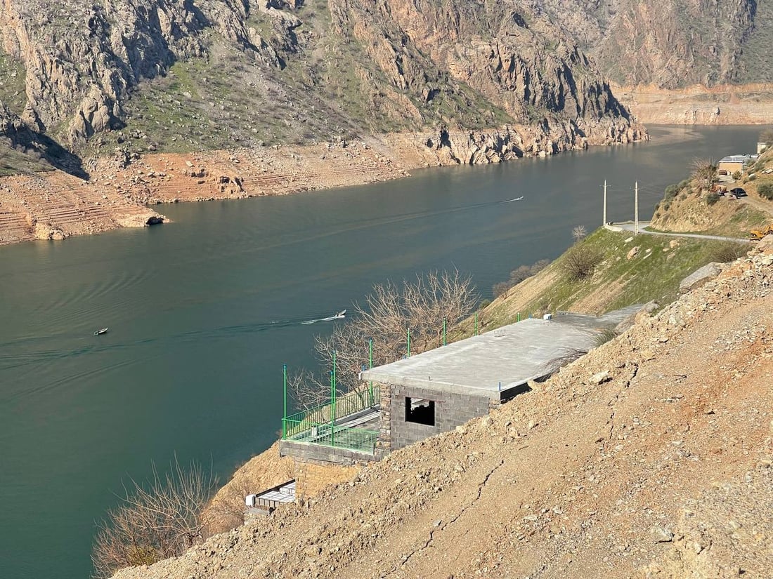 لەسەر رووباری سیروان زیاتر لە 26 بەلەم باری قاچاغ دەگوازنەوە